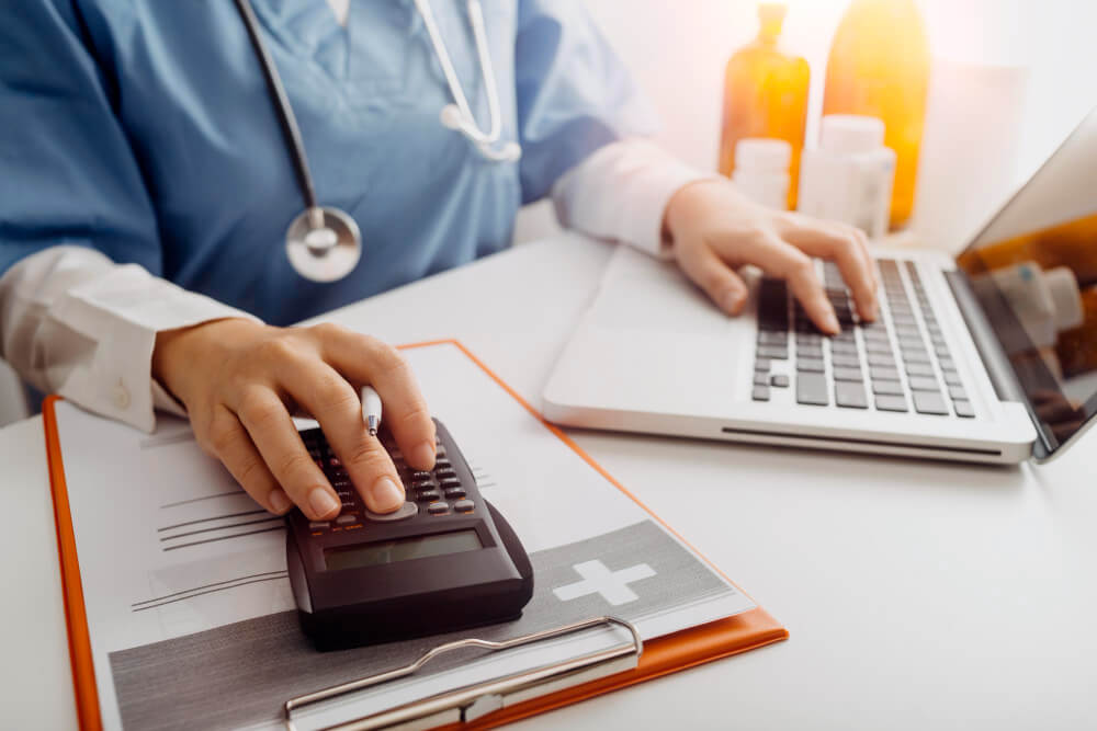 medical claim error detection by clearinghouse identifying missing data and coding issues